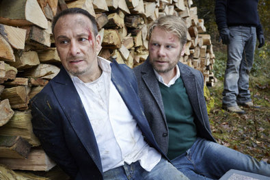 Bild 1 von 15: Grigorov (Murathan Muslu) hat seine Tochter Kalina (Mathilda Hadem) gefunden und will mit ihr das Land verlassen, doch sein Auftreten macht ihr Angst.