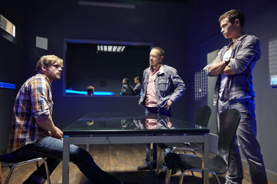 Bild 1 von 9: Alex (Vinzenz Kiefer) versucht Jessies Entführung durch Cortez zu verhindern...