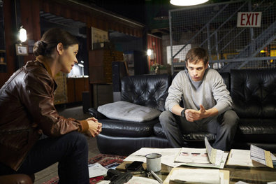 Bild 1 von 15: Grigorov (Murathan Muslu) hat seine Tochter Kalina (Mathilda Hadem) gefunden und will mit ihr das Land verlassen, doch sein Auftreten macht ihr Angst.