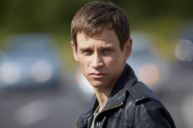 Bild 1 von 23: Semirs Tochter Dana (Gizem Emre) wurde mit Drogen gefügig gemacht und als Sexklavin an den lüsternen Beauchamp (Andreas Wellano) verkauft...